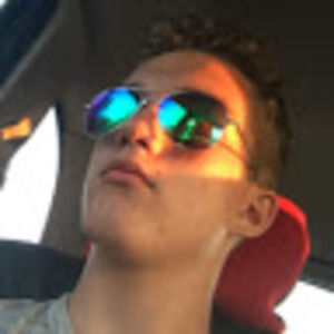 Meet your Posher, Eli